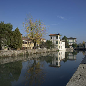 0007 pontemanco due carrare